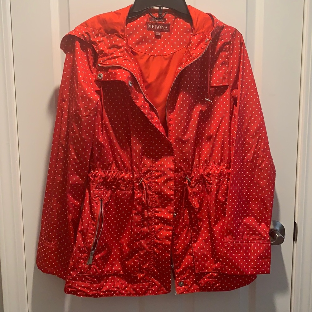 Water resistant jacket